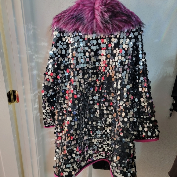 Donna Salyers Fabulous Furs Disco Queen - Picture 3 of 3